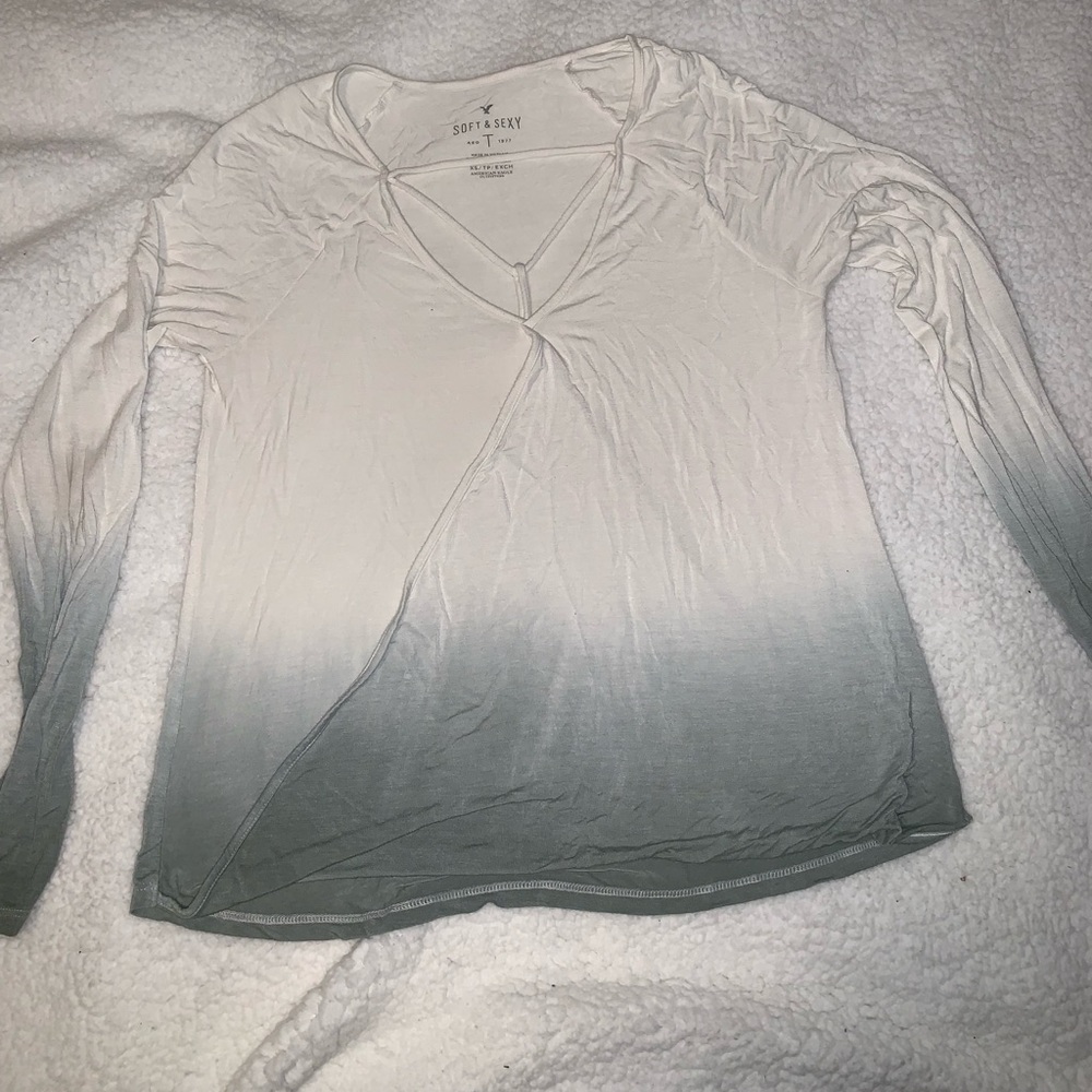 American eagle long sleeve shirt